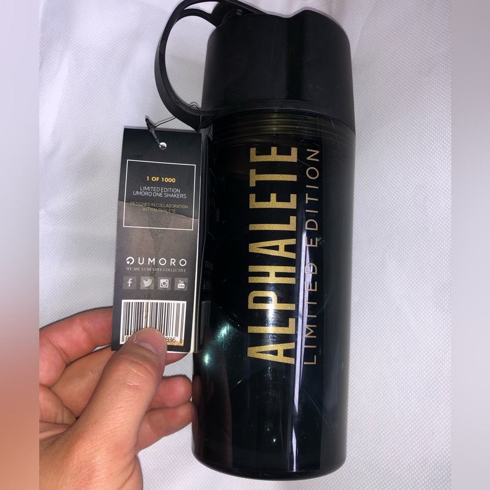 Alphalete Umoro limited edition 1/1000 shaker bottle never used